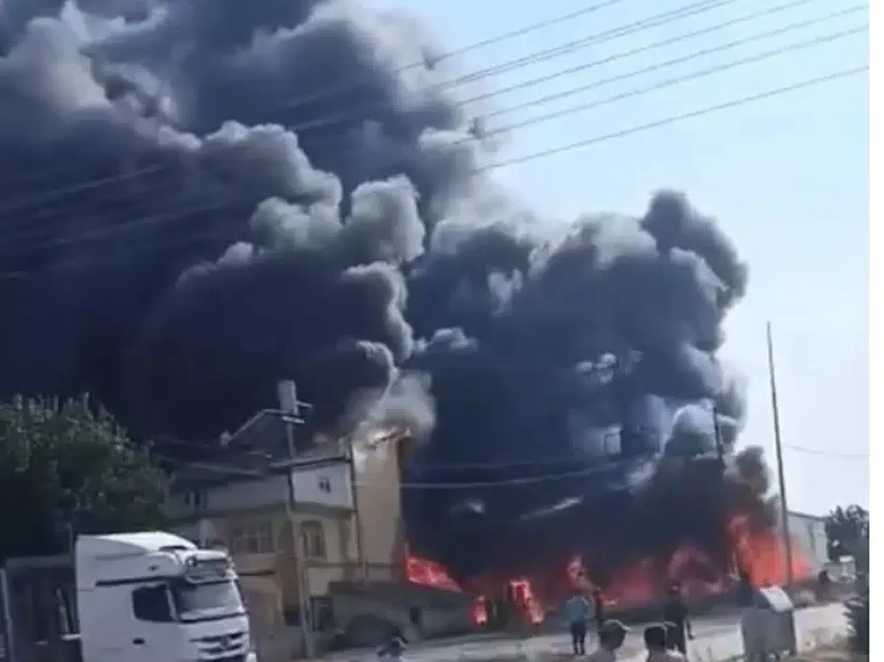 Konya’da dev yangın! Alevler gökyüzünü kapladı