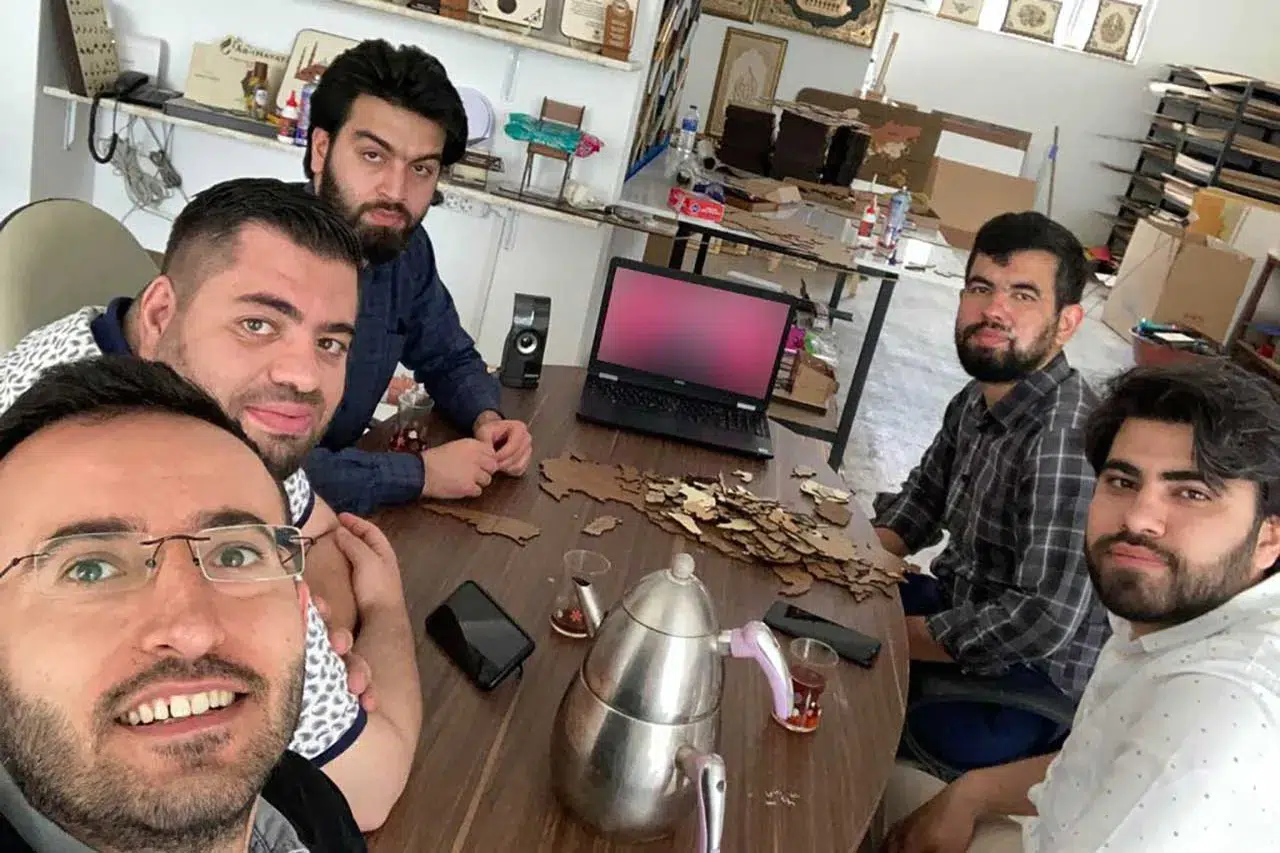 Konya'dan mezun olan 7 gençten başarı hikayesi! 20 ülkeye ihracat yapıyorlar