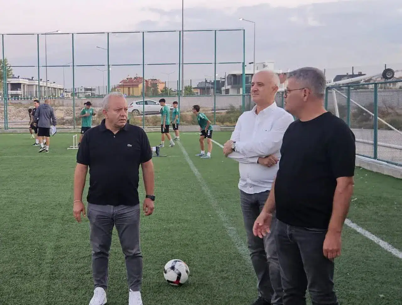 Konyaspor Başkanı Ömer Atiker'den akademi çıkarması