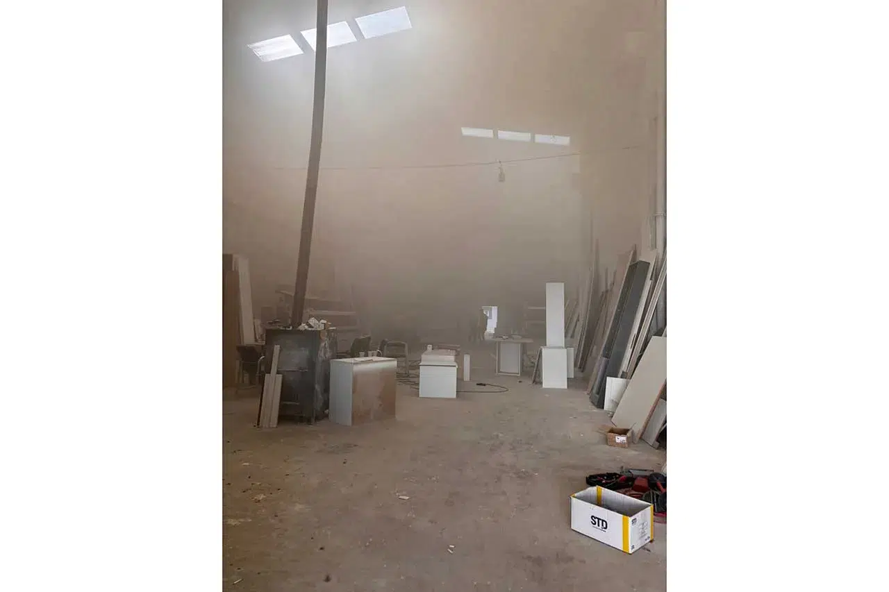 Konya'da mobilya imalathanesinde yangın!