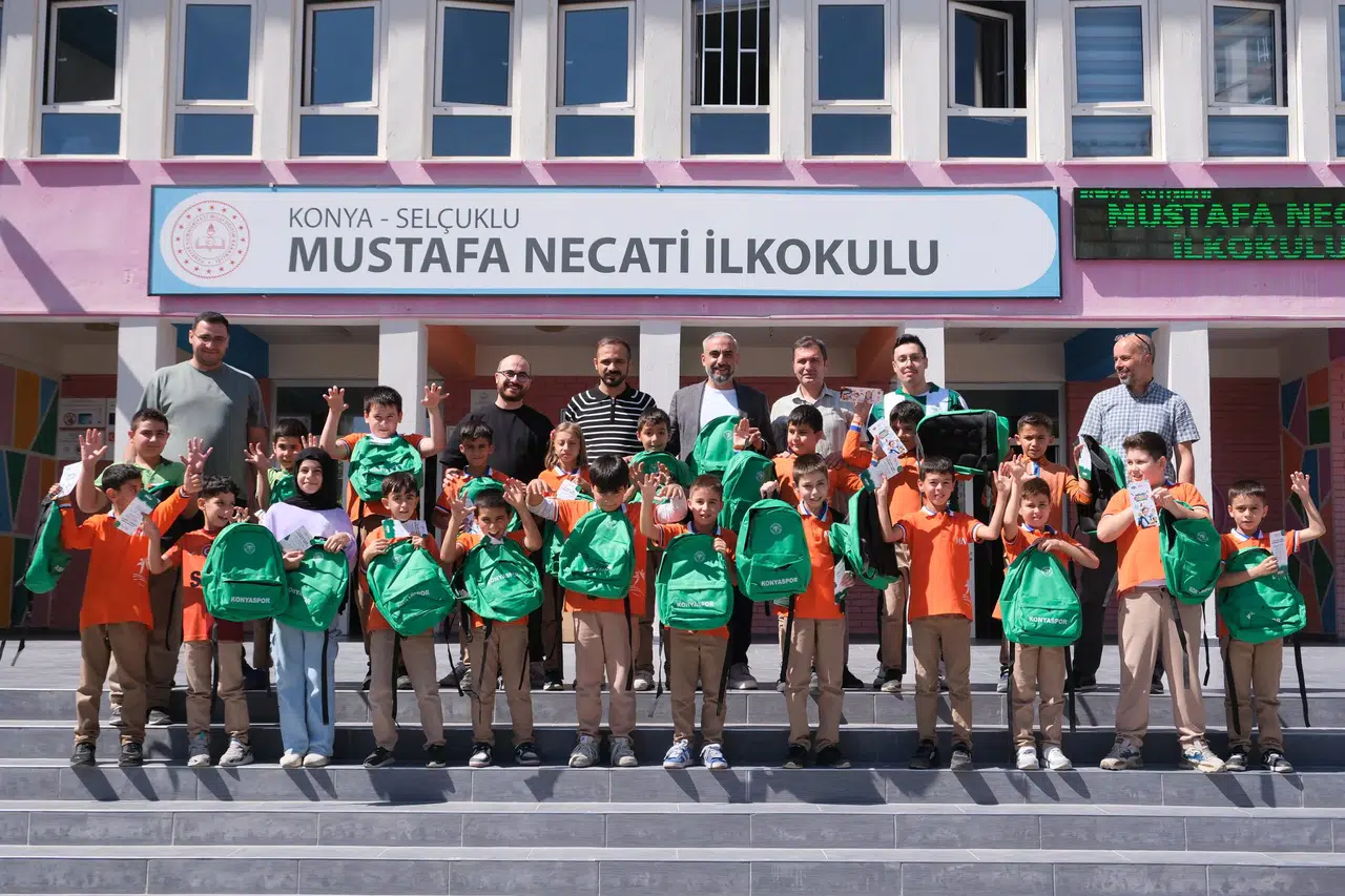 Konyaspor Armada Yeşil Beyaz Platformu, gönüllere dokunmaya devam ediyor