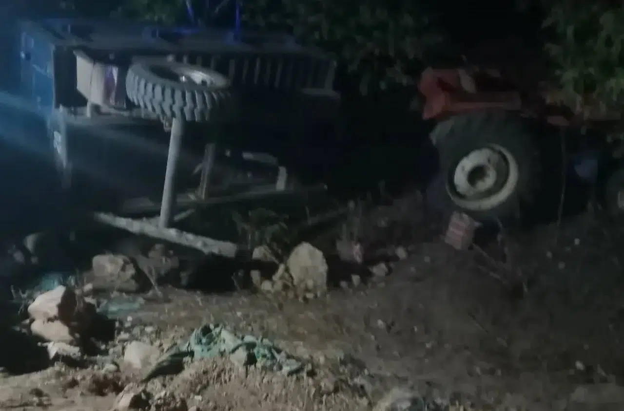 Konya’da feci kaza! Traktör devrildi