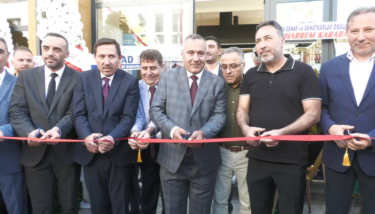 Konya Suriçi'nde Tarihi Künefeci kapılarını açtı!