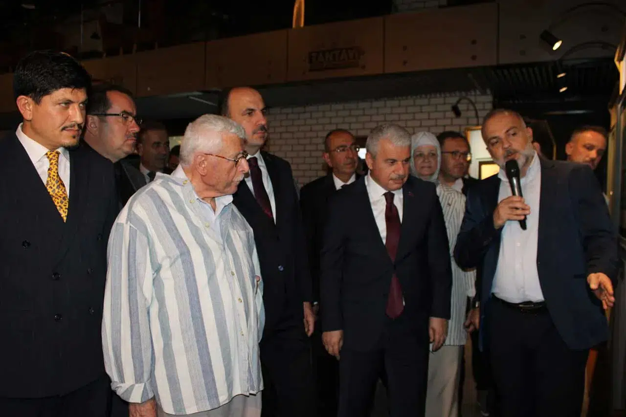 Konya'da Âdil-i Mutlak Hat Eserleri Sergisi açıldı