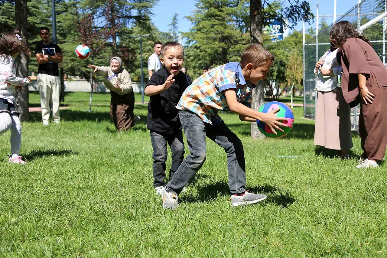 Konya'da down sendromlu çocuklara yönelik anlamlı etkinlik