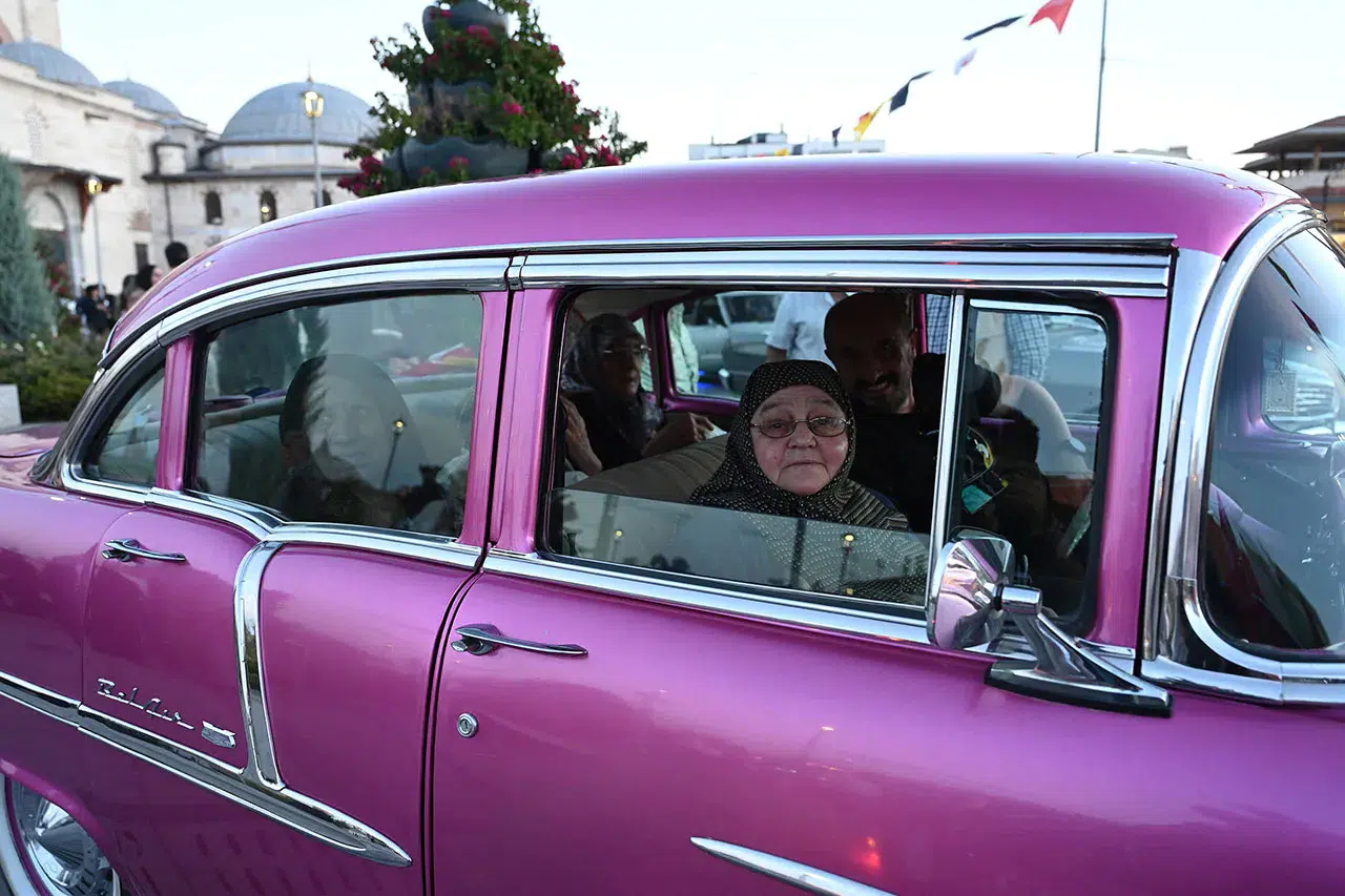 Konya’da huzurevi sakinlerine nostaljik sürpriz