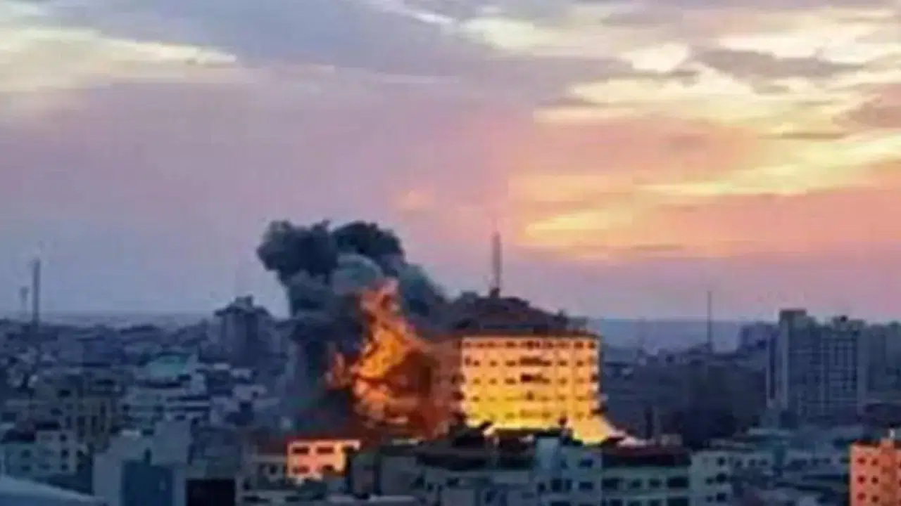 Yemen’den İsrail’e füze saldırısı