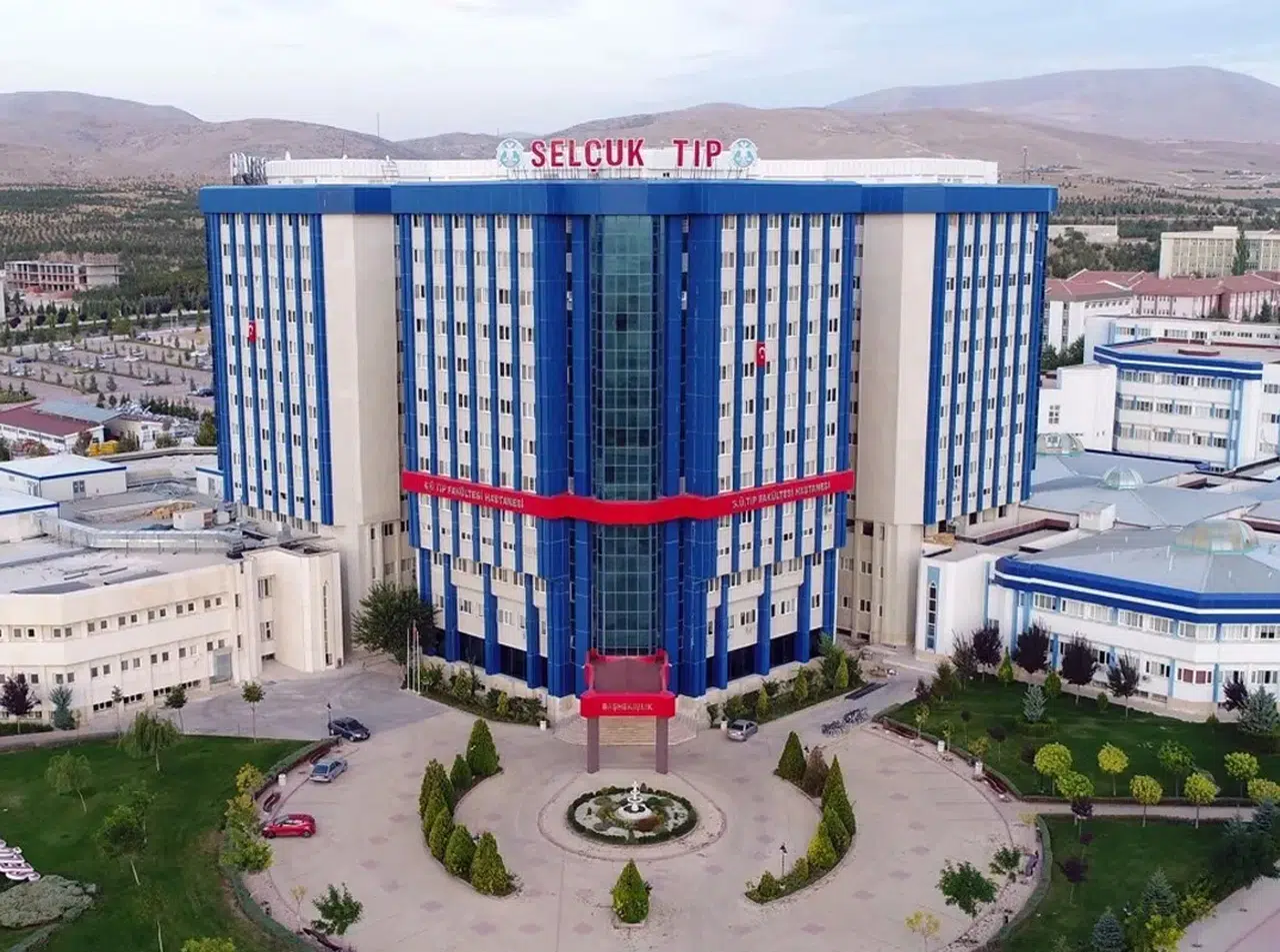 Selçuk Tıp, dünyada ve Türkiye’de listeye girdi