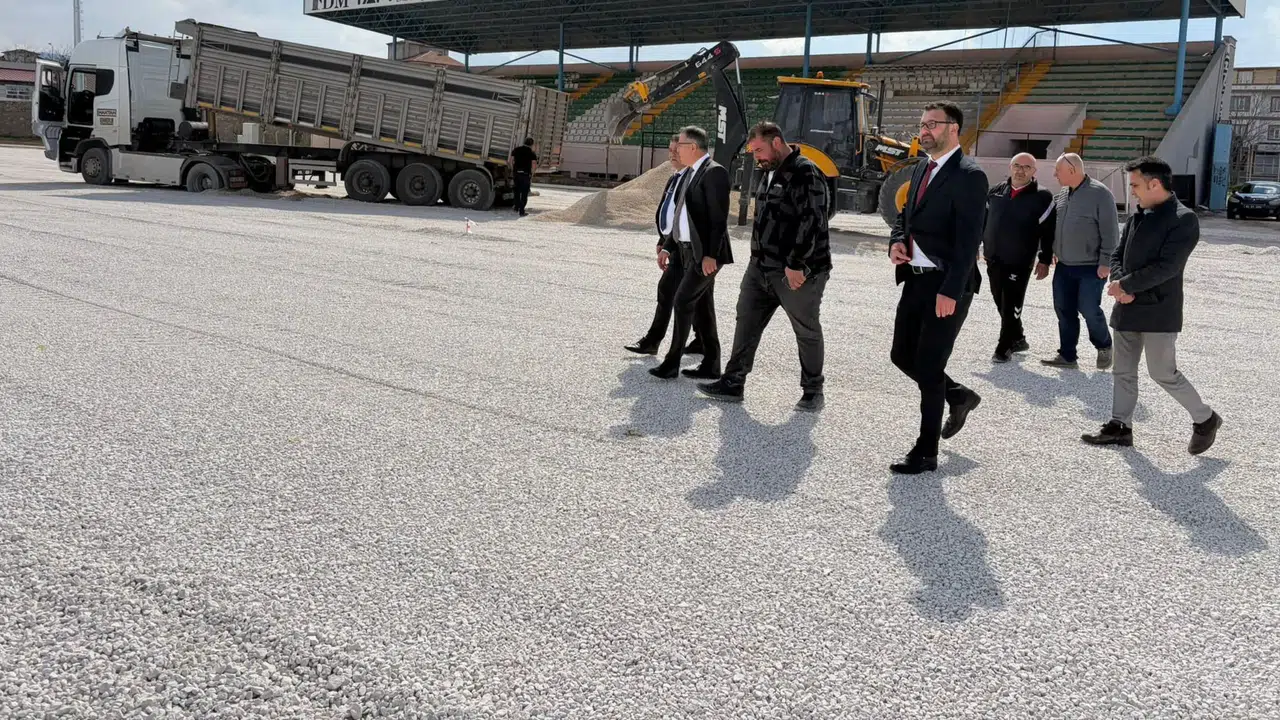 Konya'daki stadyumda hummalı çalışma var