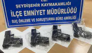 Konya’da polis baskını: Araçtan paketlenmiş silahlar çıktı!