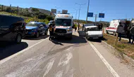 Aksaray'da minibüs ile otomobil çarpıştı! 8 yaralı