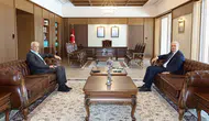 Rektör Zorlu, Konya Valisi ile yeni makamında görüştü