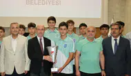 Konyalı Başkan, şampiyonlarla buluştu