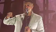 Konya'da müzik şöleni! Özcan Deniz Konya’yı coşturdu!