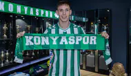 Konyaspor'da Macar futbolcudan 4 yıllık imza!