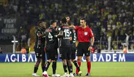 Fenerbahçe - Konyaspor maçında tartışmalı penaltı! Fırat Aydonus'tan yorum