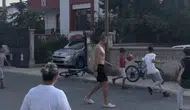Konyasporlu futbolcu formayı çıkardı, sokağa çıktı! Yaptığı hareket büyük alkış aldı