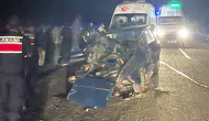 Konya’da otomobil hurda yığınına döndü! Yaşlı çift hayatını kaybetti