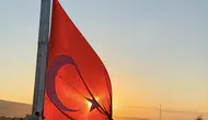 Bu görüntü Konya’da çekildi! Türk bayrağı için anlamlı çalışma
