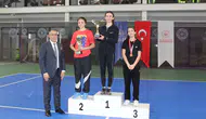 Konya Tenis Turnuvası’nda final heyecanı: Dereceye giren sporcular ödüllerini aldı