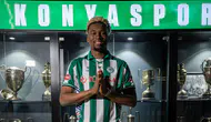 Konyaspor'da Adamo Nagalo imzayı attı