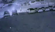 6 aracı ateşe verdi! Galerideki araçlar ateşe verildi