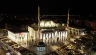 Büyük coşku yaşandı! Selçuklu Külliyesi ve Camii ibadete açıldı
