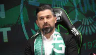Konyaspor'da İlhan Palut imzayı atıyor! İlk antrenmanına çıkacak
