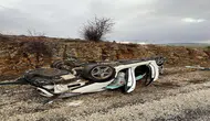 Konya’da kontrolden çıkan araç devrildi