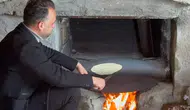 Konyalı Başkan ocak başına oturdu, ekmek pişirdi