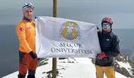 Konya’dan zirveye uzanan yol: Selçuk Üniversitesi personeli 2999 metrede