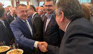Eski Konyalı Başkan düğünde ortaya çıktı! Siyasetçilerle görüştü