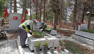 Konya’da belediyeden şehitliklere özel bakım
