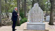 Konya Valisi o mübarek zatın kabrine gitti!