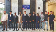 9 ülkeden gelen genç liderler Konya’daki fabrikayı gezdi