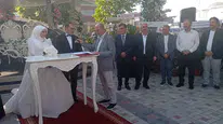 Konya'da iş dünyasını bir araya getiren düğün! Tuba ile Osman Sait evlendi
