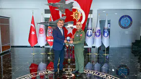 Konya Vekili Ekici, 3. Ana Jet Üssü’nde