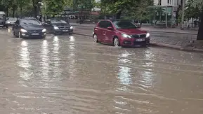Konya’da yollar göle döndü! Sürücülere uyarı geldi
