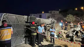Kaza değil katliam yaşandı! 7 ölü, 13 yaralı