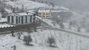 Konya’da kar sürprizi! Bir ilçe beyaza büründü