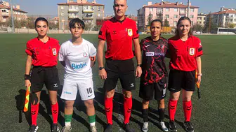 Hakemlere tam not! Konya İdmanyurdu-Denizli Sultanlarspor maçını yönettiler