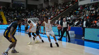 Konya BBSK evinde çok rahat kazandı