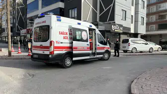 Konya’da kiracı dükkan sahibini bıçakladı!