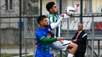 Konyaspor, 10 kişi ile Rizespor’u devirdi