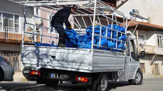 Karaman'da CHP'li belediyeden ihtiyaç sahiplerine yardım