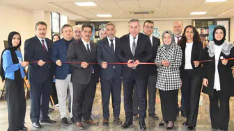 Açılışı müdür yaptı! Konya'da Filistin için farkındalık sergisi