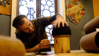 Mevlana Haftası yoğunluğu! 130 yıllık keçecilik geleneği Konya’da yaşatılıyor