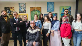 NEÜ’lü öğrencilerden anlamlı sergi! Mevlânâ’nın öğretisi tuvale yansıdı