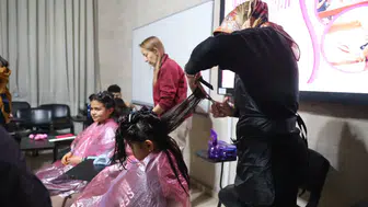 Nevşehir'de örnek faaliyet! Burada saç kesimi ücretsiz