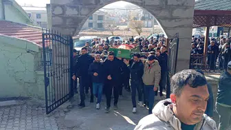 Konyalı siyasetçi en yakınını kaybetti